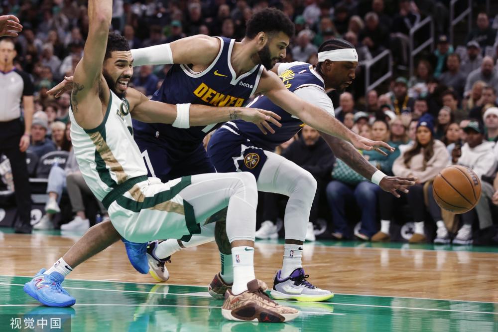 且具备瞬间 且具备瞬间