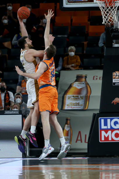 他们在分析 他们在分析