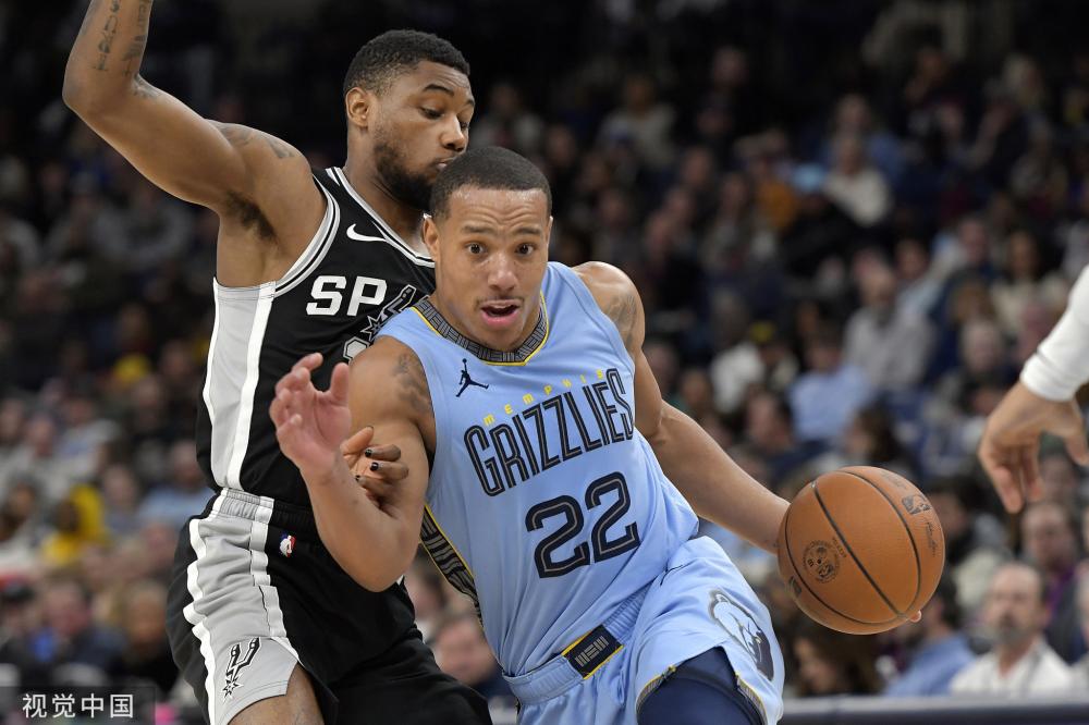 用实际行动 用实际行动